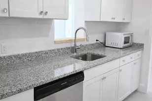 813 S 6th St, Fort Pierce, FL 34950 - Photo 8