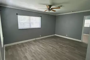 1435 SW 24th Ct, Fort Lauderdale, FL 33315 - Photo 4