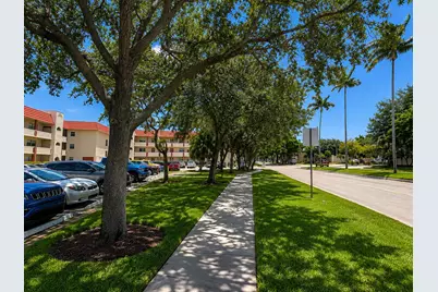 2651 Sunrise Lakes Drive E #310, Sunrise, FL 33322 - Photo 26