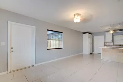 311 De Carie Street #311-313, Delray Beach, FL 33444 - Photo 4