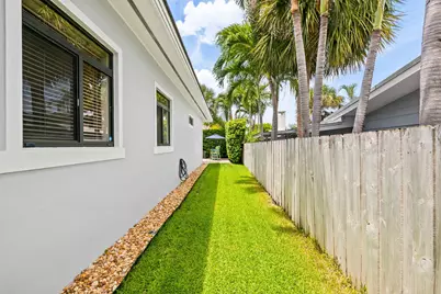 3209 Leigh Road, Pompano Beach, FL 33062 - Photo 14
