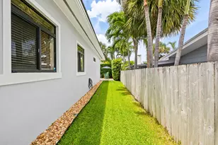 3209 Leigh Rd, Pompano Beach, FL 33062 - Photo 14