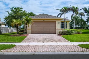 9851 E Verona Cir, Vero Beach, FL 32966 - Photo 1