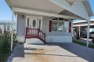 5374 SE 65th Ave, Okeechobee, FL 34974 - Photo 1