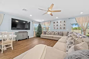 4662 SW Bradbury St, Port Saint Lucie, FL 34953 - Photo 14