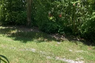 1571 SE Hampshire Way, Stuart, FL 34994 - Photo 6