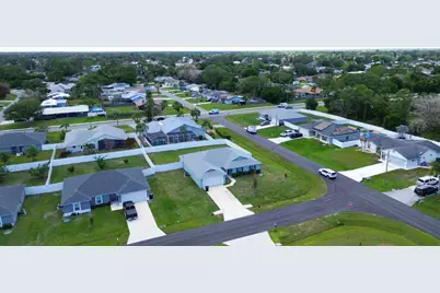 1220 SE Navajo Lane, Port Saint Lucie, FL 34983 - Photo 40