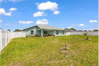 1220 SE Navajo Lane, Port Saint Lucie, FL 34983 - Photo 36