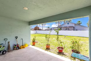1220 SE Navajo Ln, Port Saint Lucie, FL 34983 - Photo 38