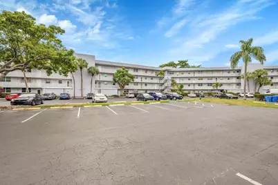 118 Royal Park Drive #4G, Oakland Park, FL 33309 - Photo 22