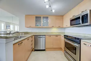 2001 N Ocean Blvd, Fort Lauderdale, FL 33305 - Photo 8