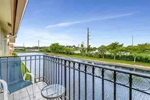 8320 Waterline Dr, Boynton Beach, FL 33472 - Photo 18