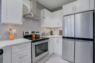 100 Uno Lago Dr, Juno Beach, FL 33408 - Photo 8
