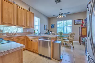 530 Commons Dr, Palm Beach Gardens, FL 33418 - Photo 22