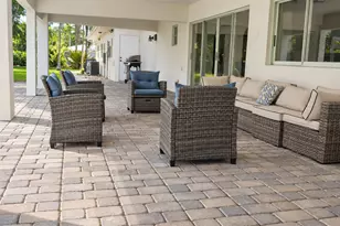 2614 Amherst Ln, Lake Worth Beach, FL 33460 - Photo 14