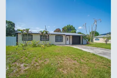 355 Johnston Street, Fort Pierce, FL 34982 - Photo 1