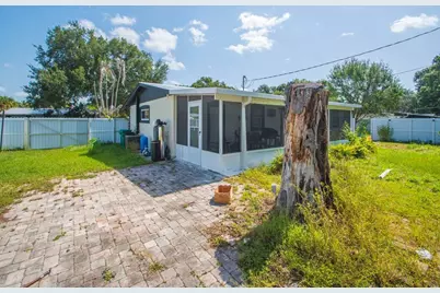 355 Johnston Street, Fort Pierce, FL 34982 - Photo 10