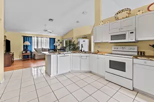 157 Monterey Way, Royal Palm Beach, FL 33411 - Photo 16