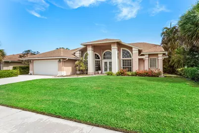 157 Monterey Way, Royal Palm Beach, FL 33411 - Photo 2