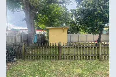 2360 NW 98th Street, Miami, FL 33147 - Photo 22