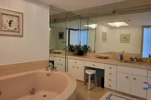 19707 Turnberry Way, Aventura, FL 33180 - Photo 12