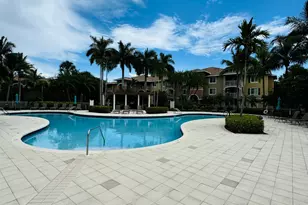 6529 Emerald Dunes Dr, West Palm Beach, FL 33411 - Photo 10