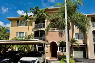 6529 Emerald Dunes Dr, West Palm Beach, FL 33411 - Photo 2