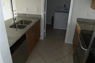 6529 Emerald Dunes Dr, West Palm Beach, FL 33411 - Photo 4