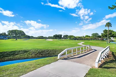 359 Saxony Trail #H, Delray Beach, FL 33446 - Photo 32