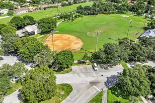 1341 White Stone Way, Davie, FL 33325 - Photo 52