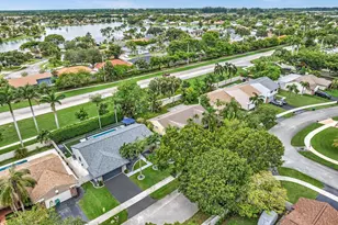 1341 White Stone Way, Davie, FL 33325 - Photo 18