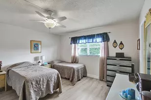 810 SE 7th St, Deerfield Beach, FL 33441 - Photo 10