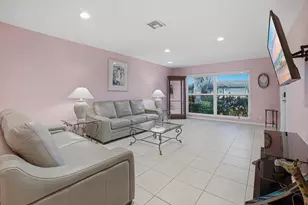 4843 Greentree Ln, Boynton Beach, FL 33436 - Photo 2