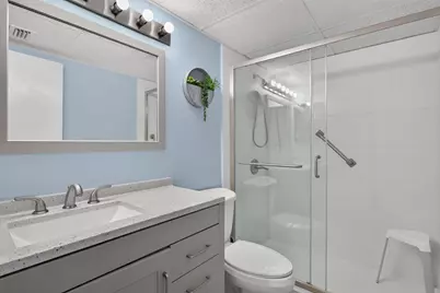 1030 Country Club Drive, Margate, FL 33063 - Photo 18
