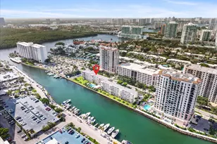220 Kings Point Dr, Sunny Isles Beach, FL 33160 - Photo 36