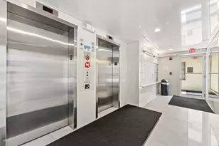 220 Kings Point Dr, Sunny Isles Beach, FL 33160 - Photo 2