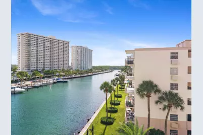 220 Kings Point Drive #210, Sunny Isles Beach, FL 33160 - Photo 26
