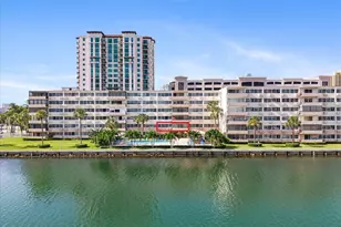 220 Kings Point Dr, Sunny Isles Beach, FL 33160 - Photo 28