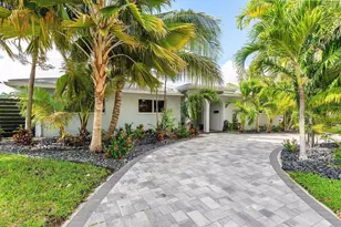 2200 SE 9th St, Pompano Beach, FL 33062 - Photo 2