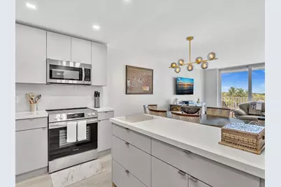 1421 S Ocean Boulevard #503, Pompano Beach, FL 33062 - Photo 4