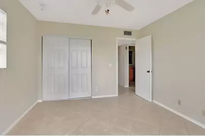 187 Normandy D, Delray Beach, FL 33484 - Photo 18