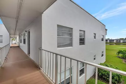 187 Normandy D, Delray Beach, FL 33484 - Photo 4