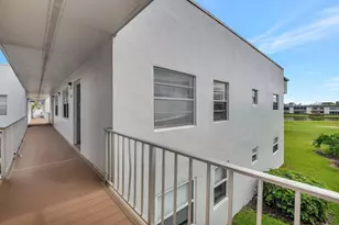 187 Normandy D, Delray Beach, FL 33484 - Photo 4