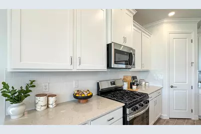 10564 NW Wilgrove Lane, Port Saint Lucie, FL 34987 - Photo 2