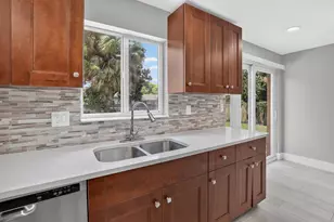 6281 NW 14th Ct, Sunrise, FL 33313 - Photo 12