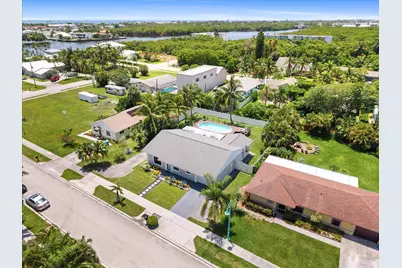 728 NE 9th Avenue, Boynton Beach, FL 33435 - Photo 36
