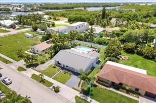 728 NE 9th Ave, Boynton Beach, FL 33435 - Photo 36