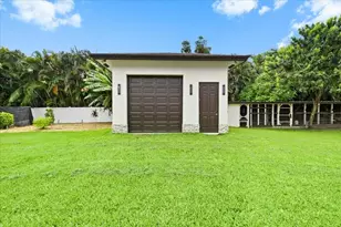 17433 Hamlin Blvd, Loxahatchee, FL 33470 - Photo 4