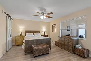 947 Circle Dr, Delray Beach, FL 33445 - Photo 14