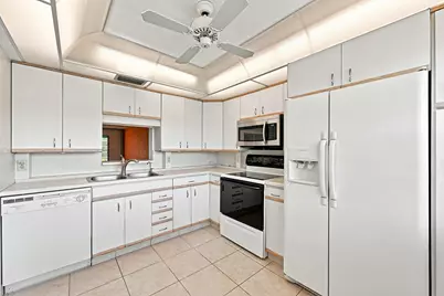 2901 Victoria Circle #D2, Coconut Creek, FL 33066 - Photo 2